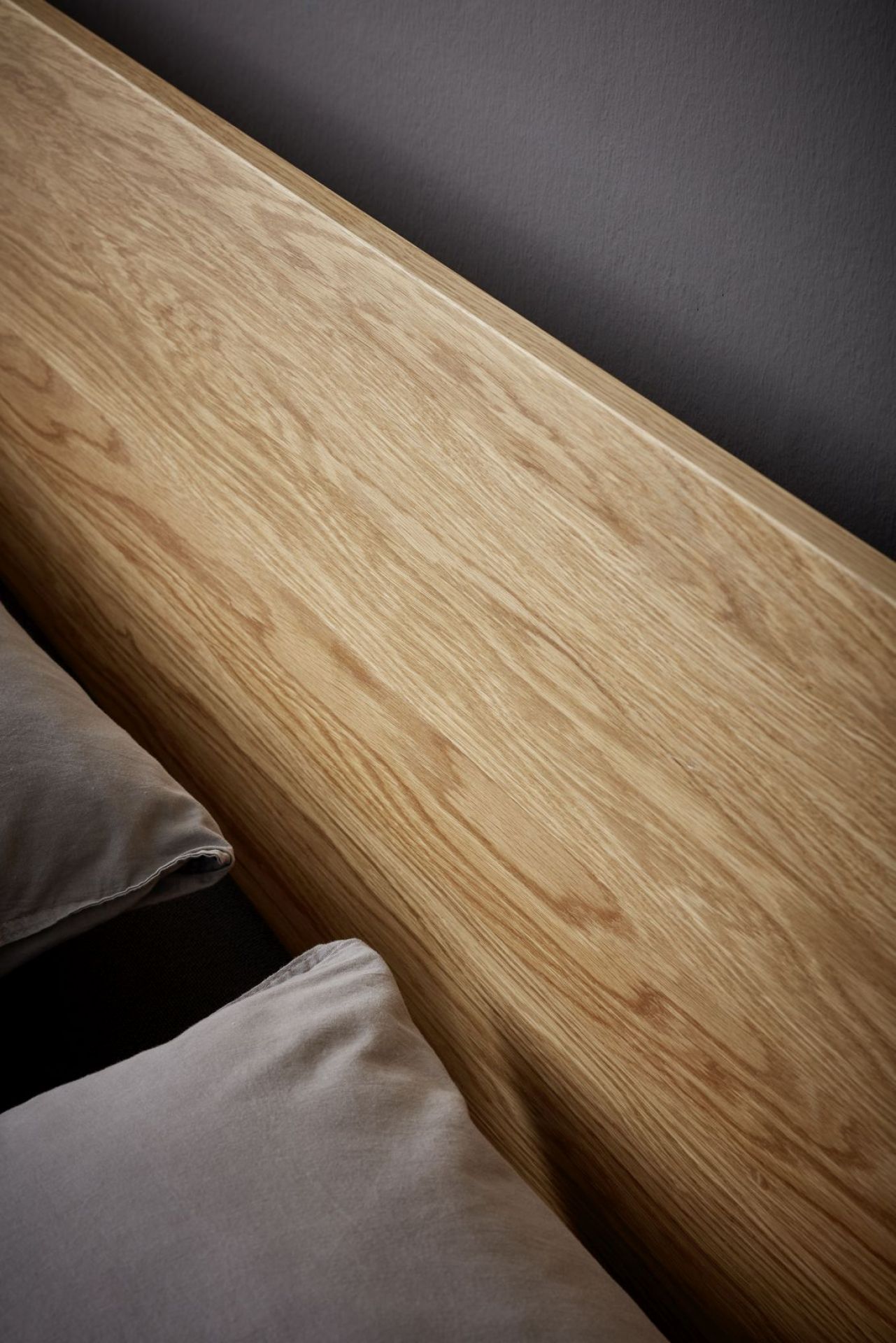 Flai Double bed Oak Müller Möbelwerkstätten