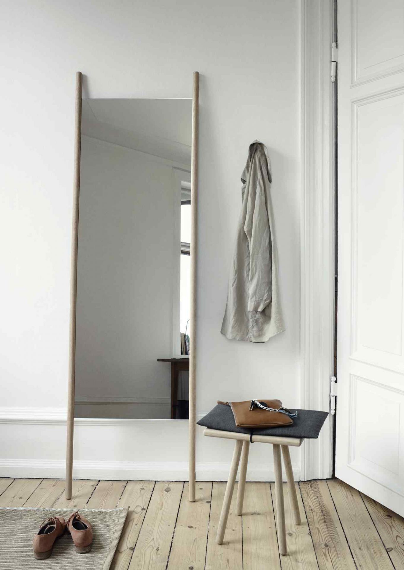 Georg Stool Oak stool Skagerak by Fritz Hansen