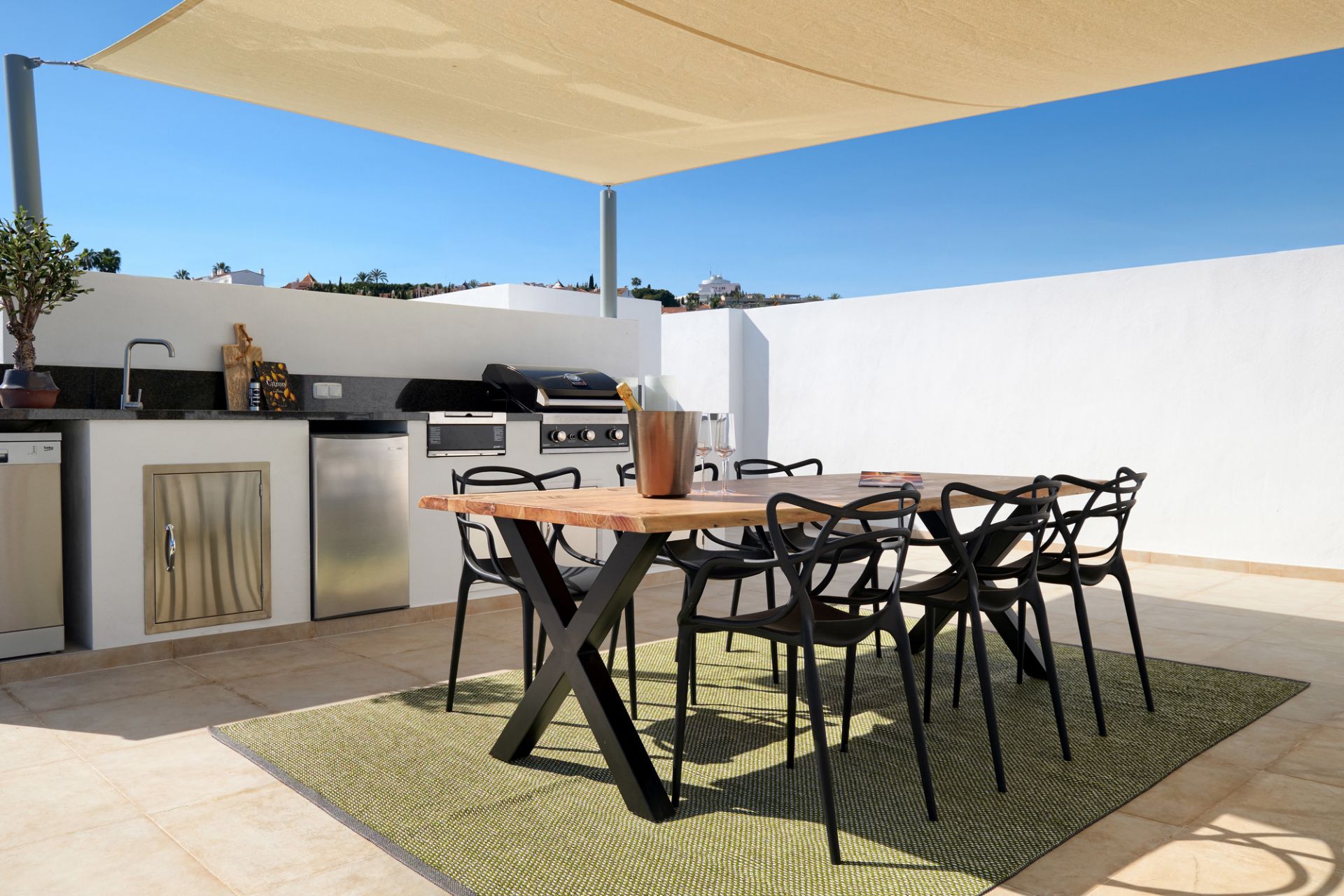 Effi Plastic rug 70x200 cm Pappelina granite