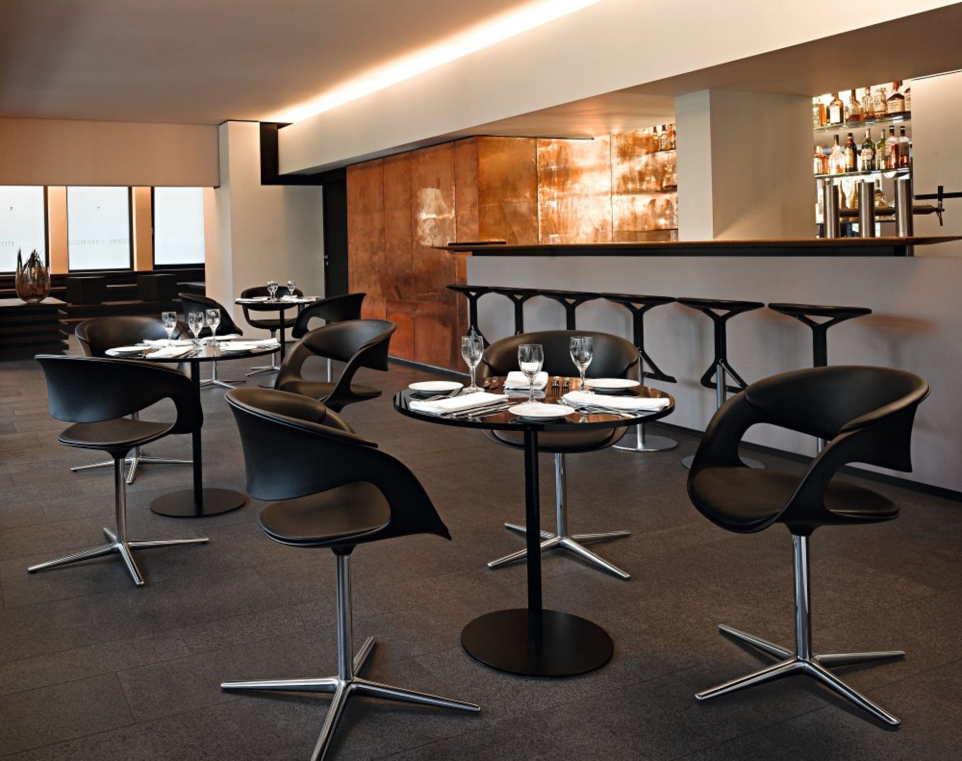 Lox Table Walter Knoll
