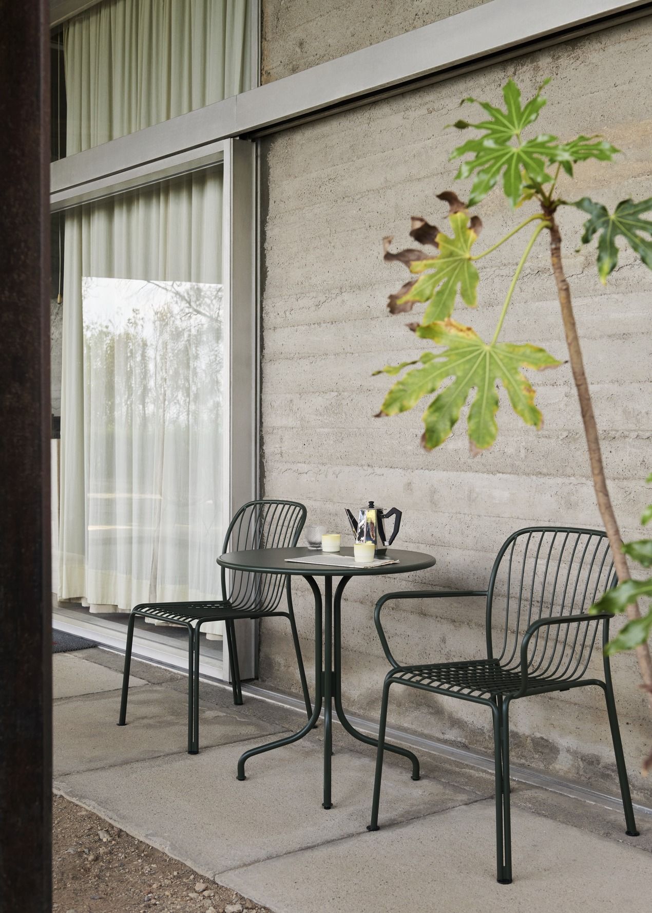 Thorvald SC96 / SC97 Outdoor Café table AndTradition 