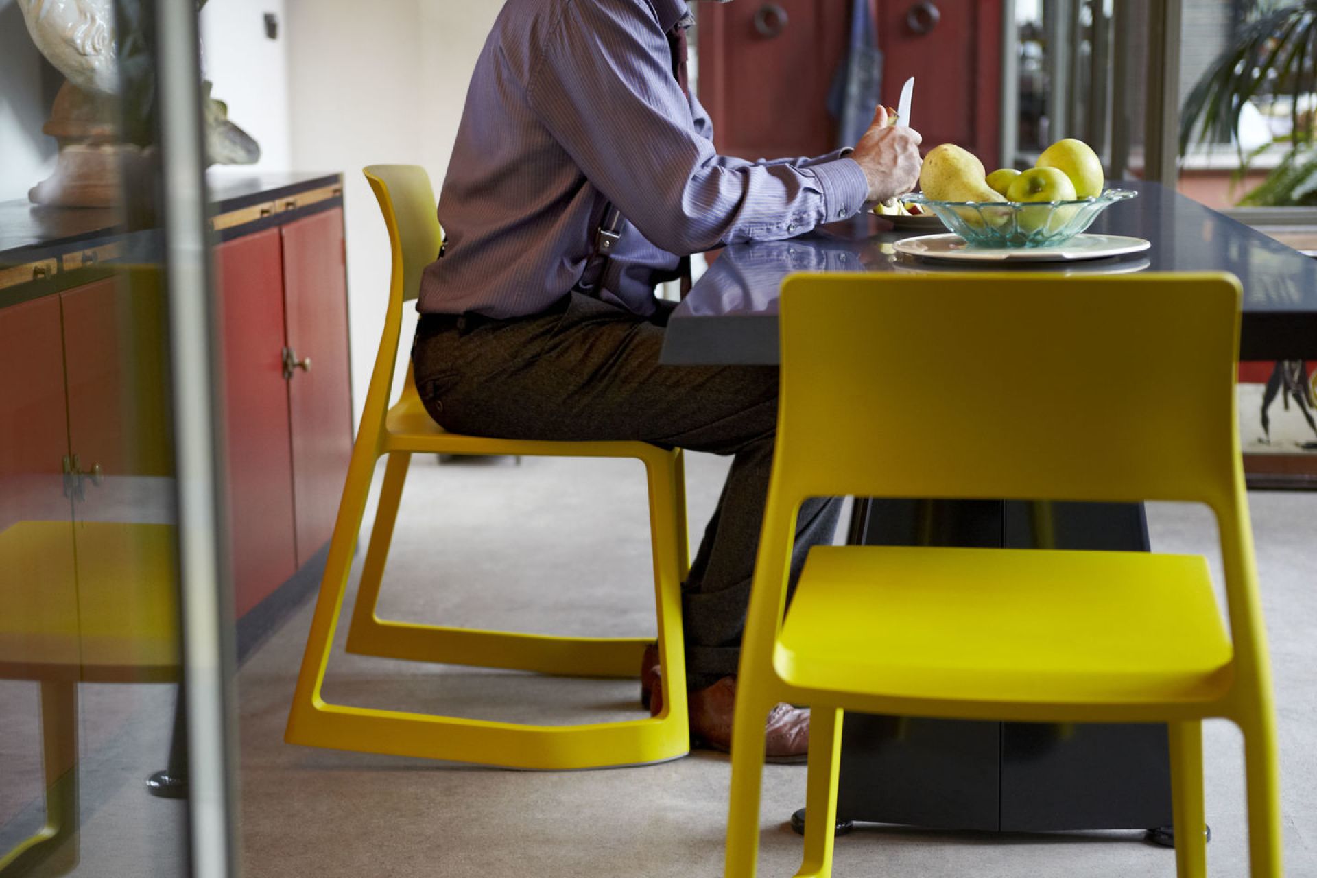 Tip Ton RE chair plastic Vitra Coral