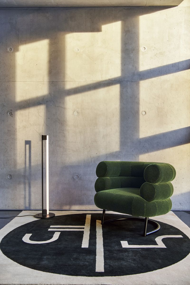 Tube Light floor lamp black ClassiCon - QUICK SHIP