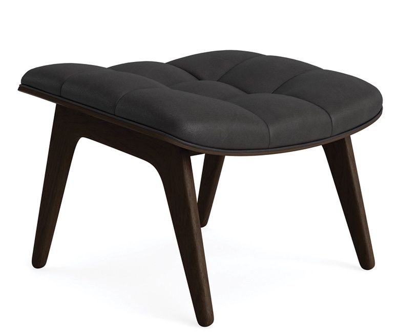 NORR11 Mammoth Ottoman: Gepolsterter Hocker in Anthrazit mit dunklem Holzgestell, ideal als Fußablage oder Sitzgelegenheit.