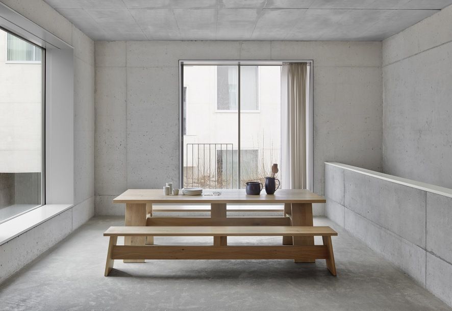 DC01 Fayland table oiled oak e15