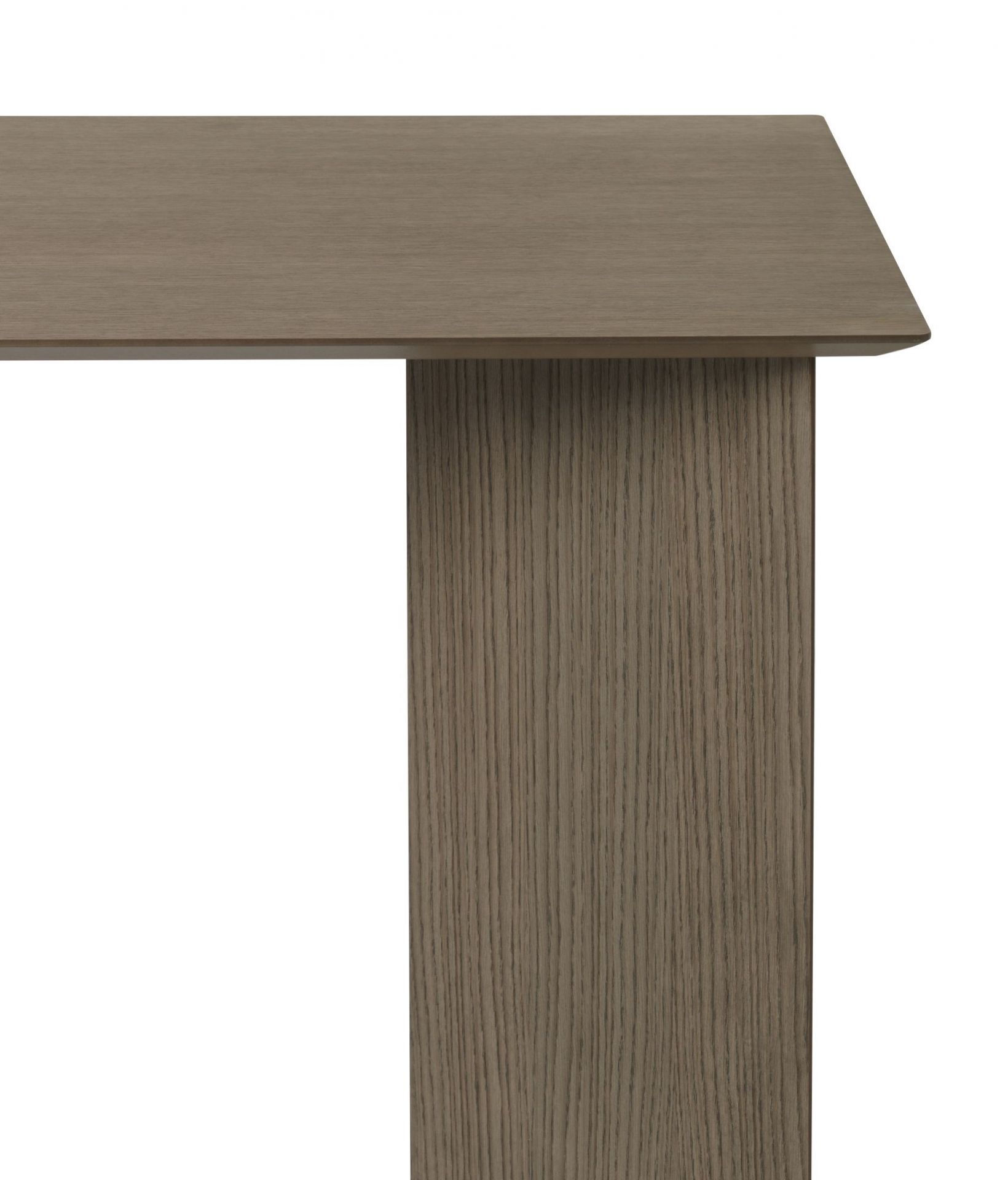 Mingle Table 135 cm Ferm Living Oak dark stained