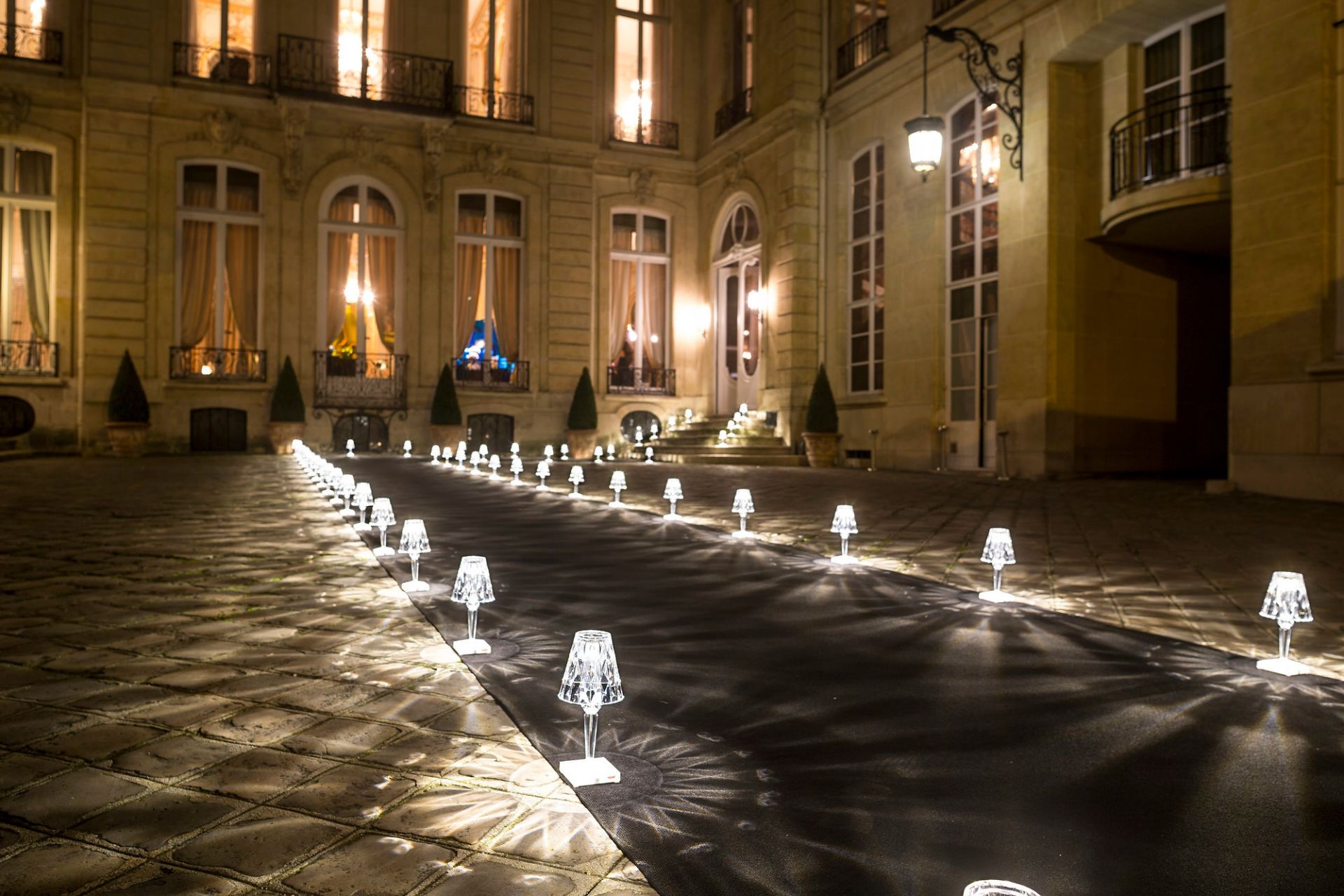 Battery Table Lamp Kartell