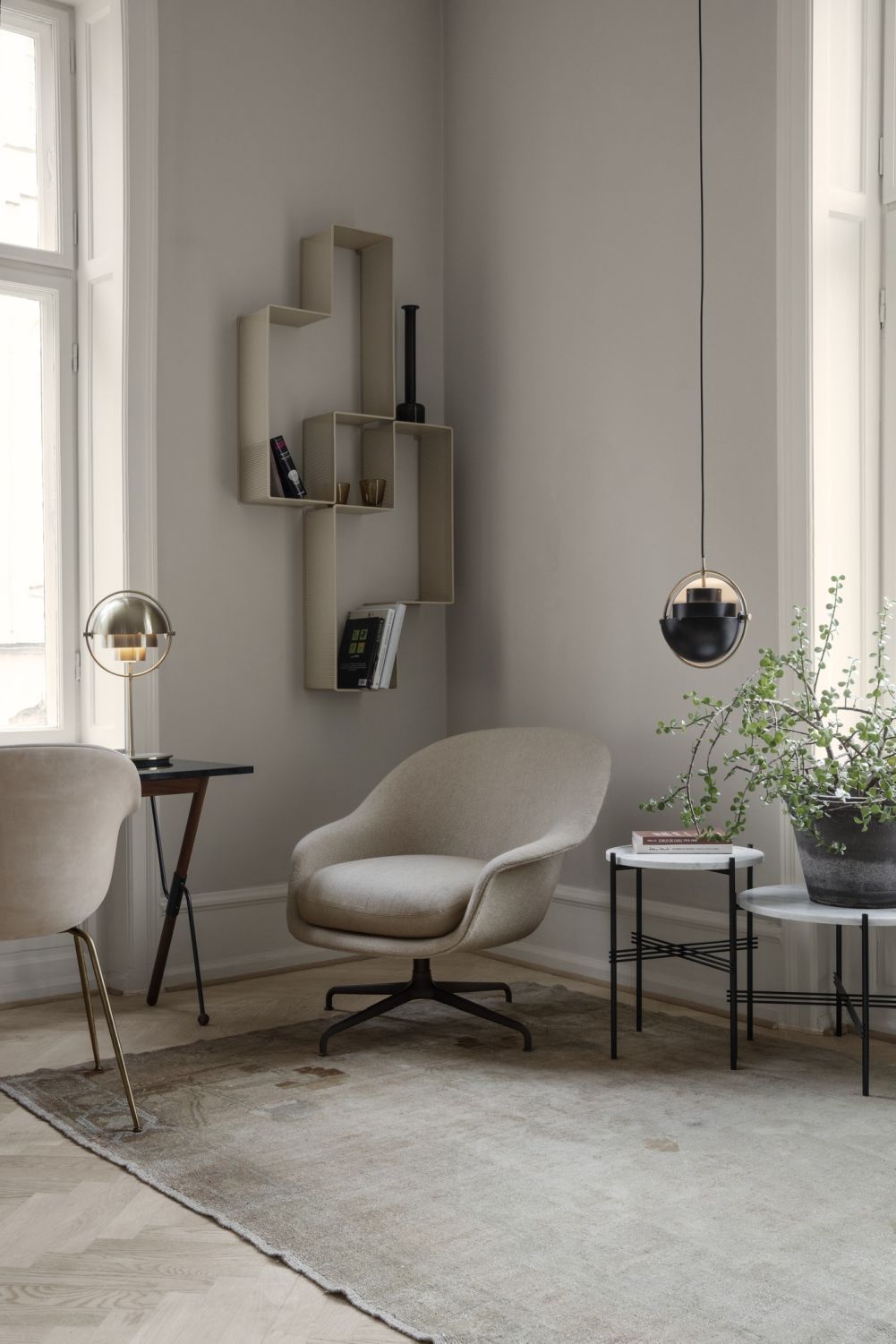 Multi-Lite Table Lamp Brass Gubi