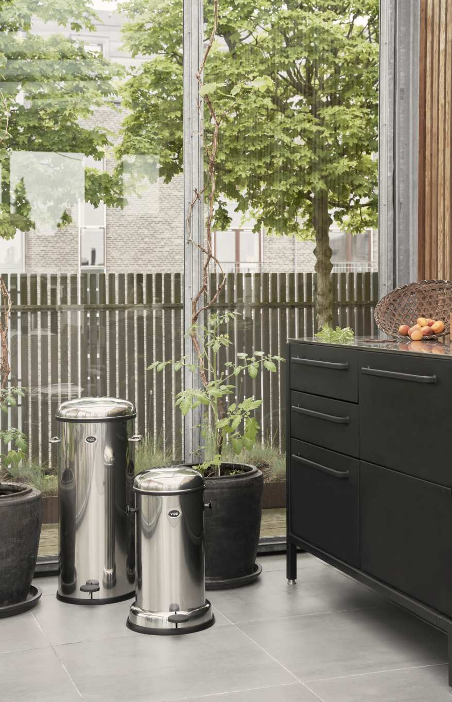 Bin pedal bin 30L stainless steel Vipp 
