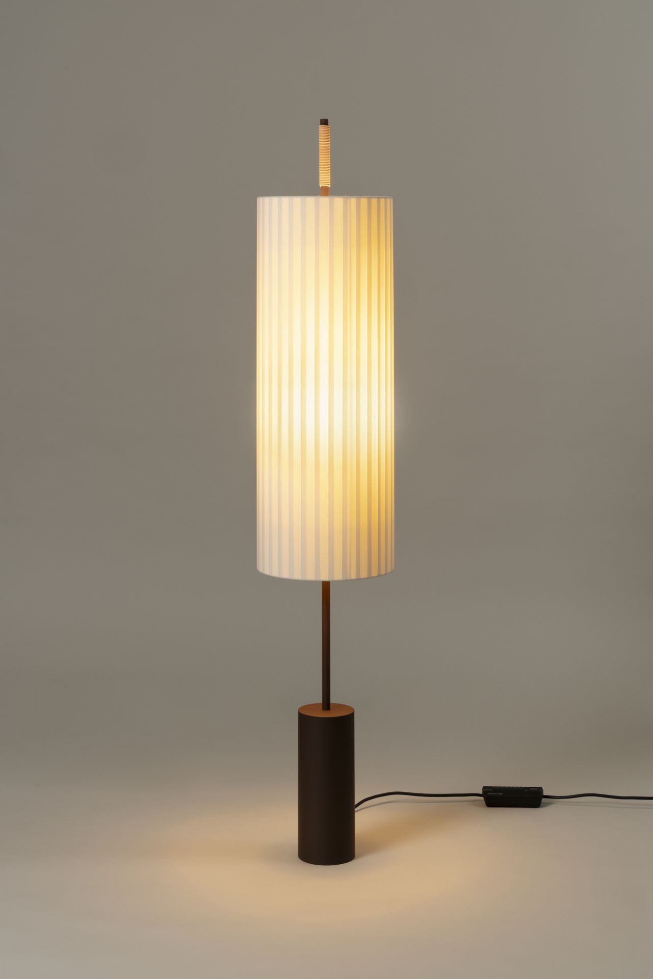 Dorica Floor lamp Santa & Cole