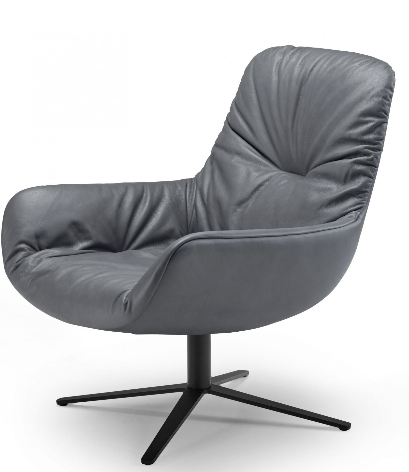 Leya Lounge chair Freifrau Manufaktur