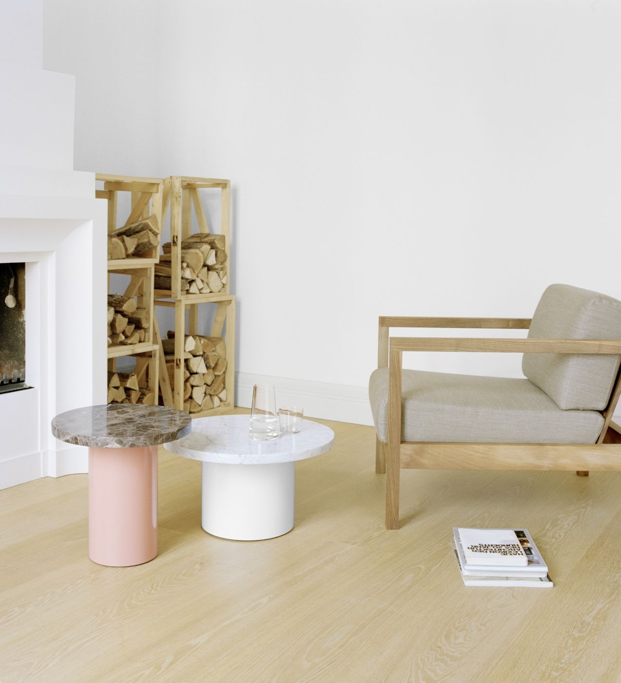 Enoki CT09 Side Table e15