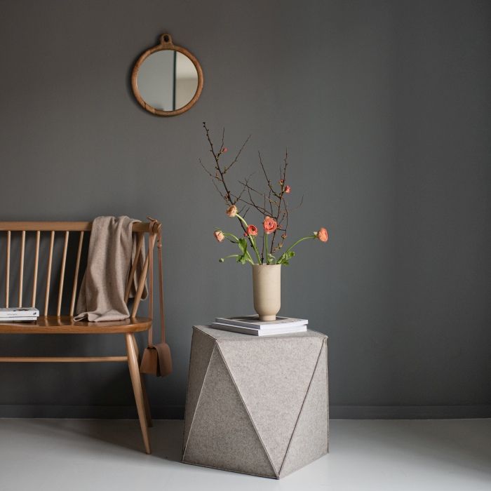Brilli seating furniture Hey Sign