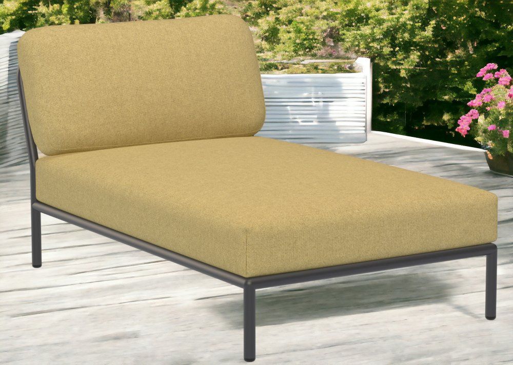 Level chaise longue outdoor armchair Houe 