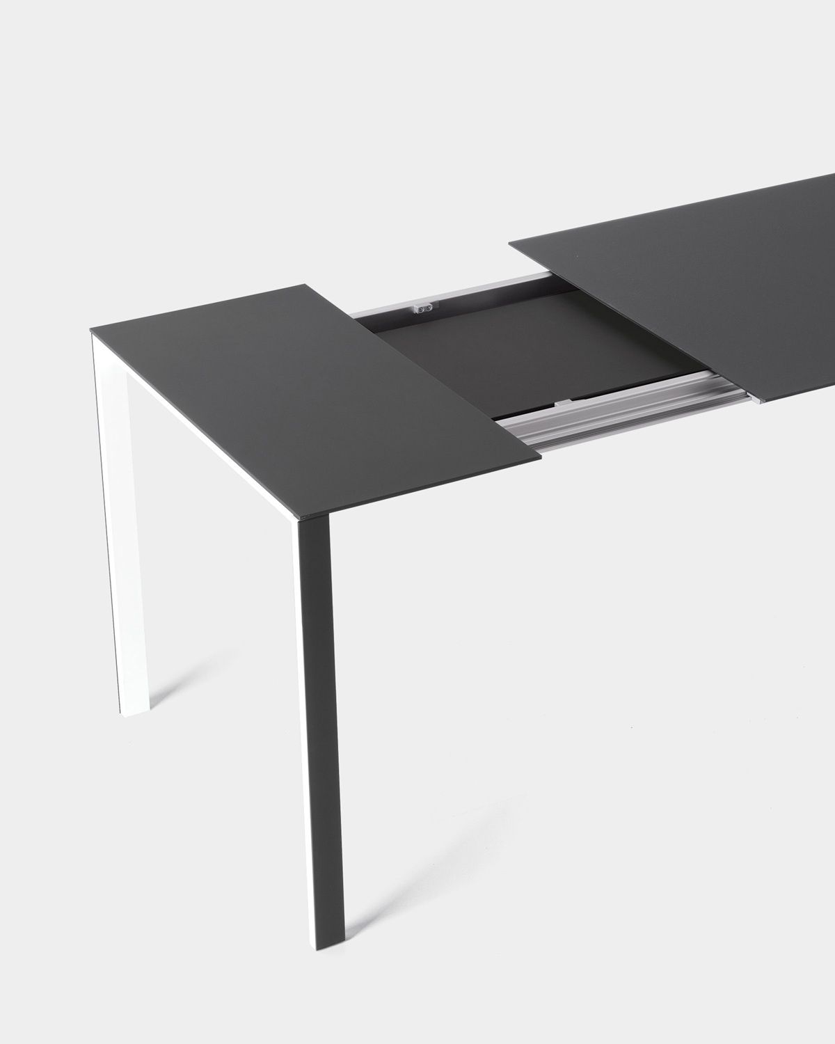 Thin-K Outdoor Estensibile Extendable table Kristalia