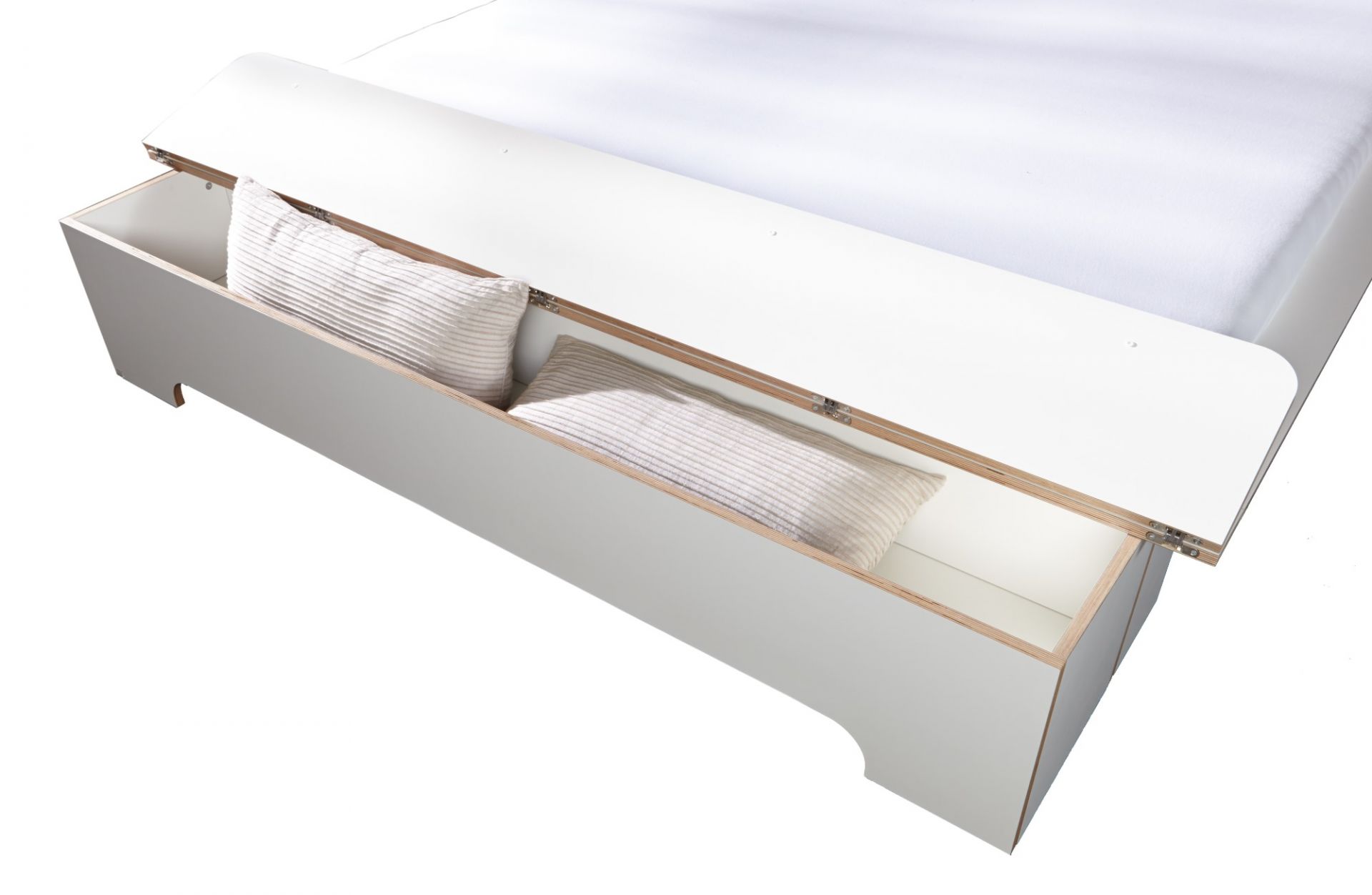 Plane Double bed Müller Möbelwerkstätten