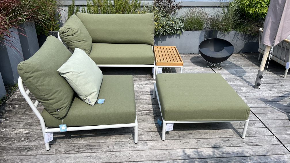 Level 2 Lounge Combination Outdoor Houe EXHIBITION PIECE