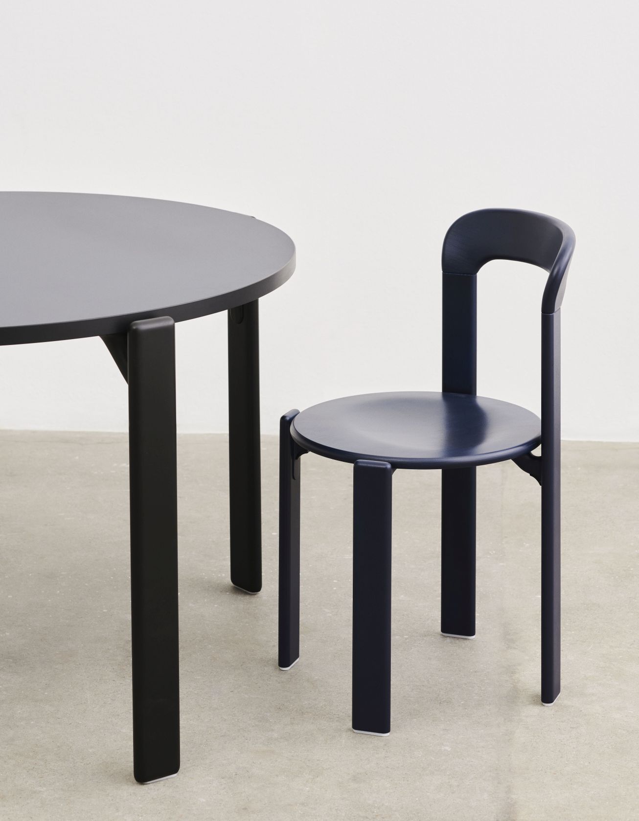 Rey Table Hay