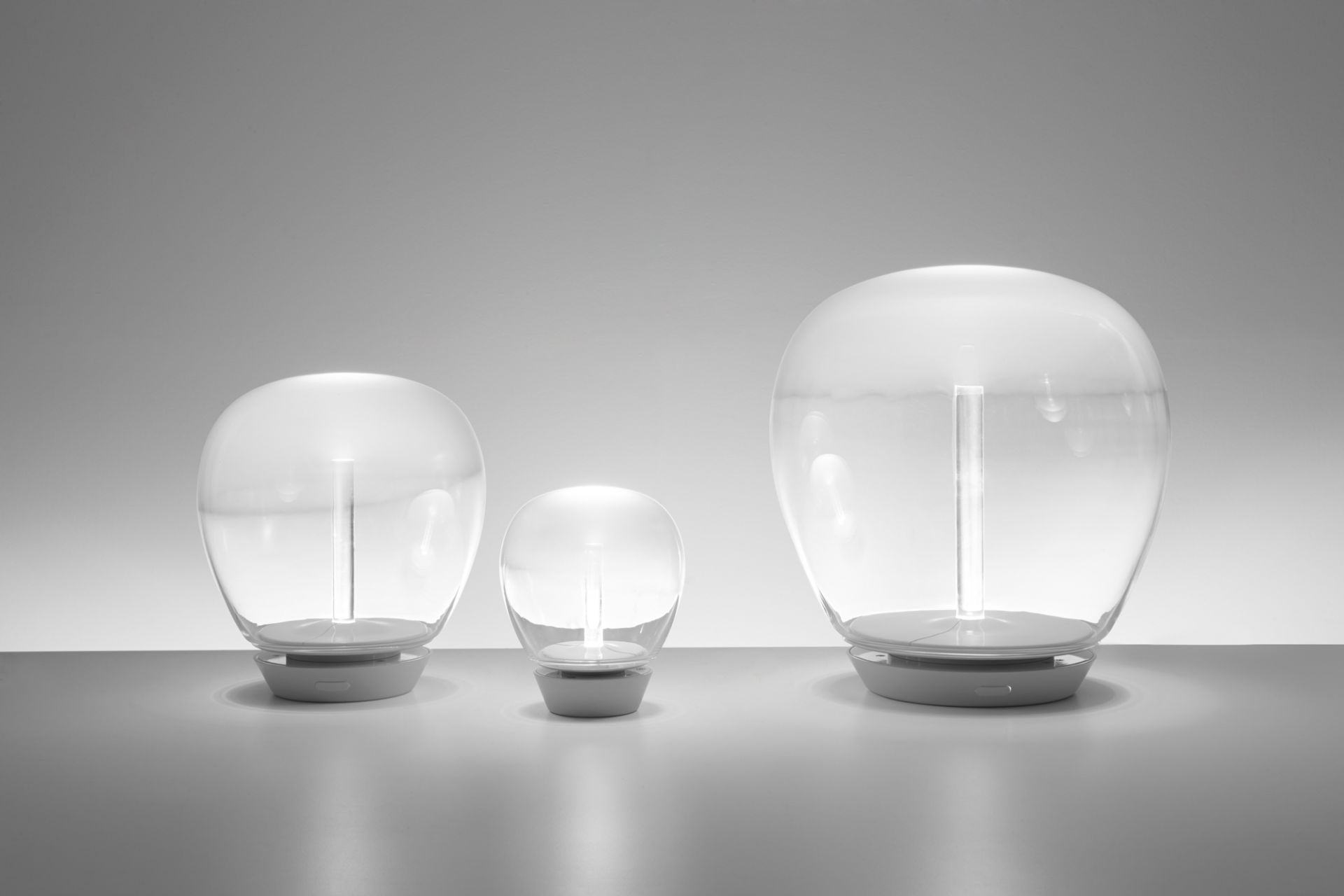 Empatia 26 table lamp Artemide