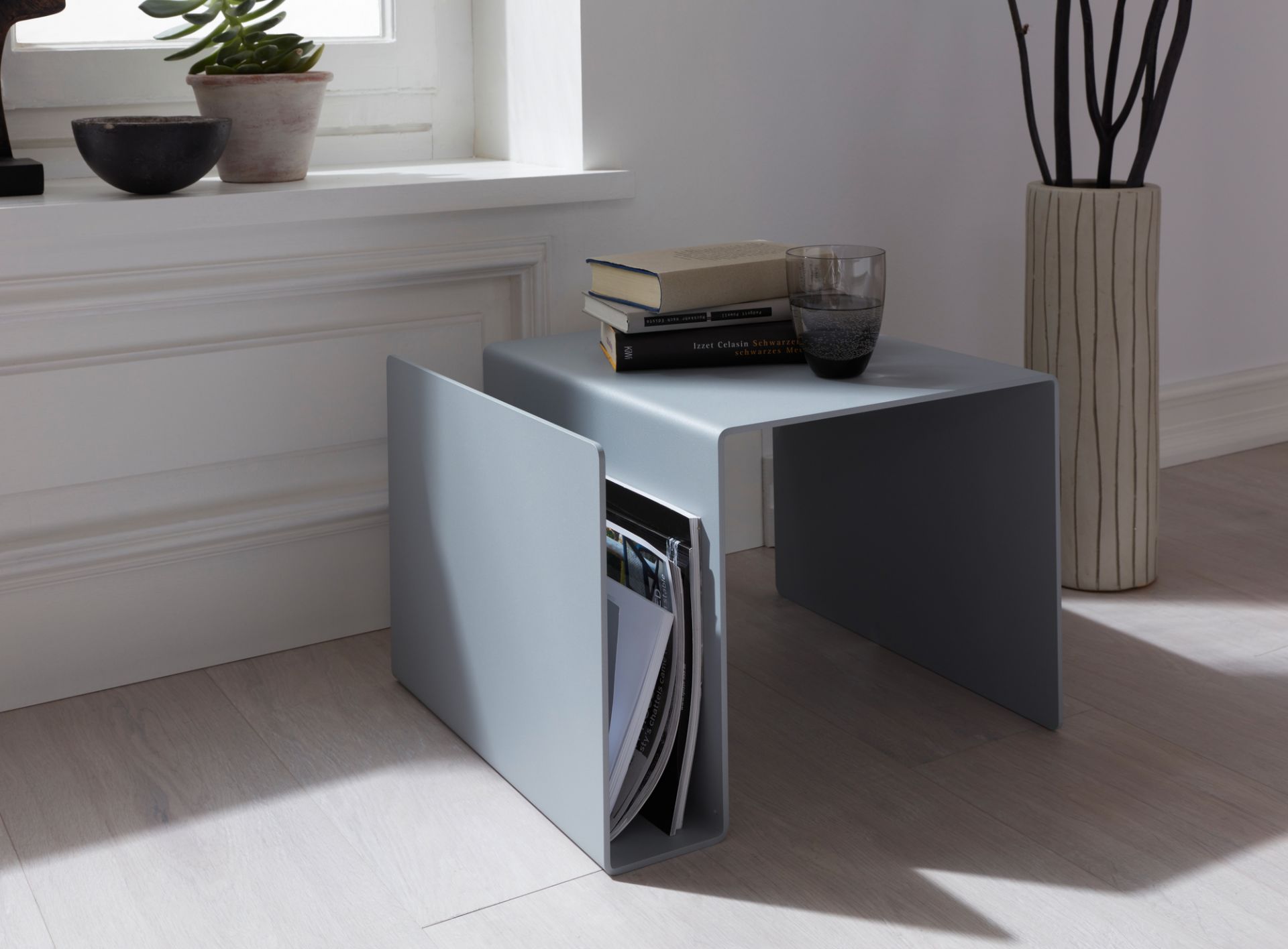 Huk Multifunctional side table Müller Möbelwerkstätten