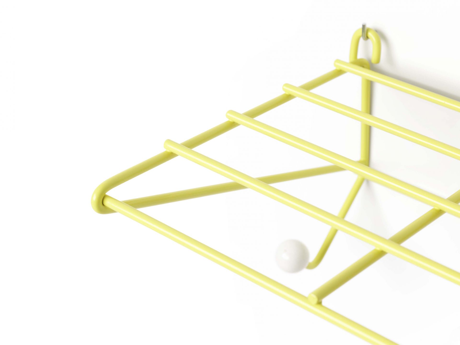 DZ 05 Wardrobe Spectrum Yellow PMS 107