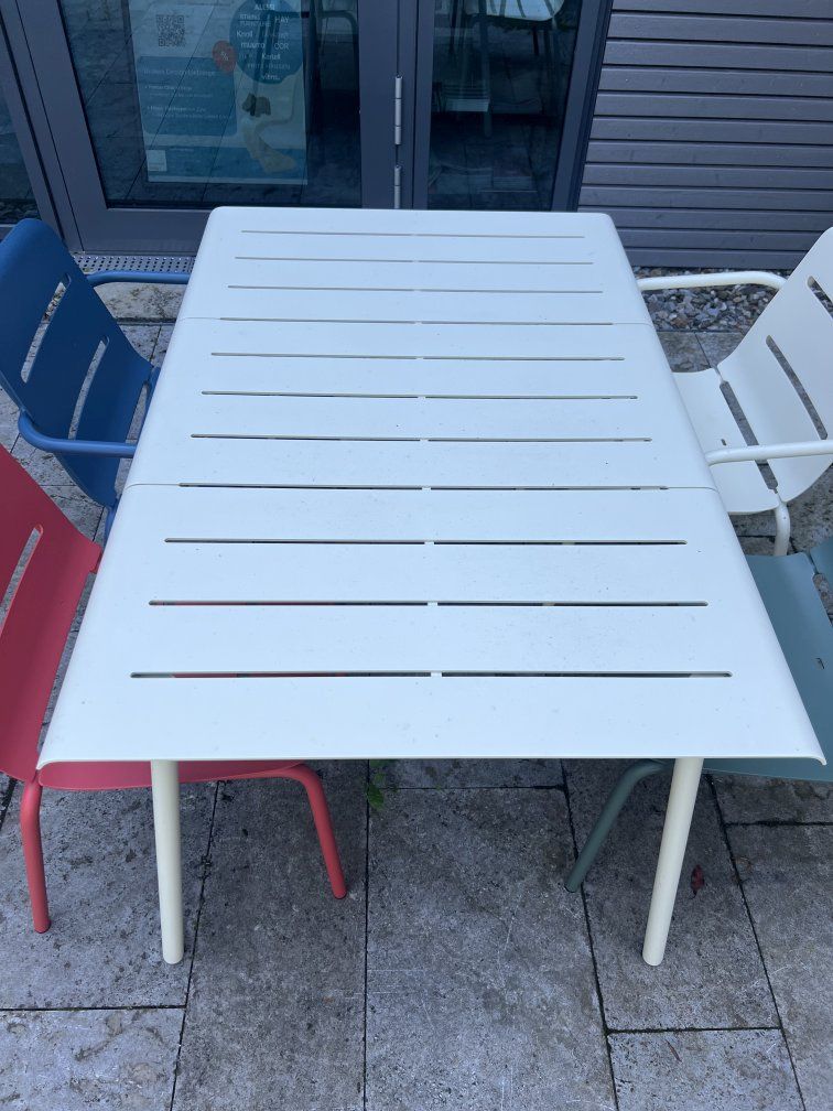 Vapio outdoor table combination Weishäupl Exhibition piece