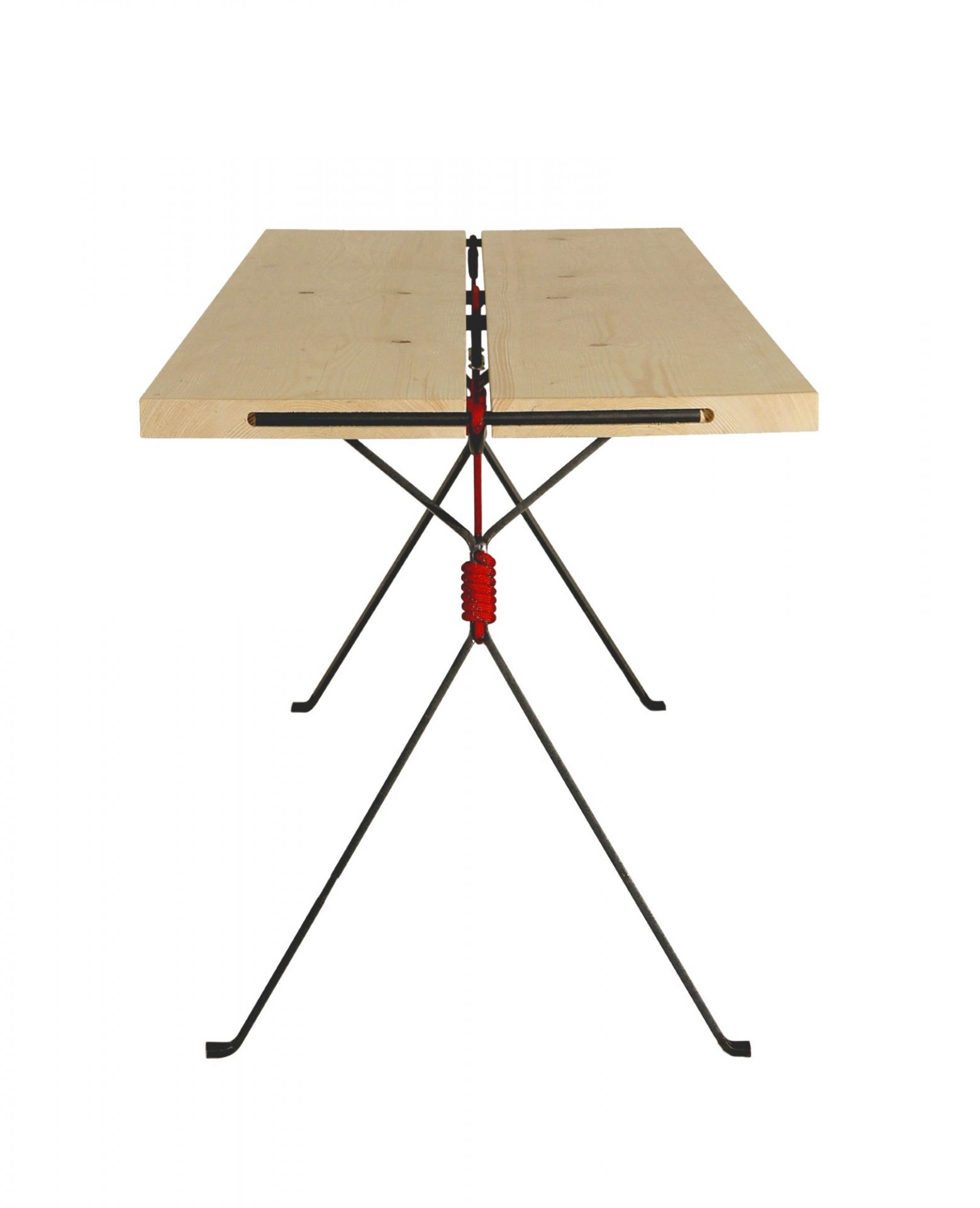 Kampenwand Table Nils Holger Moormann