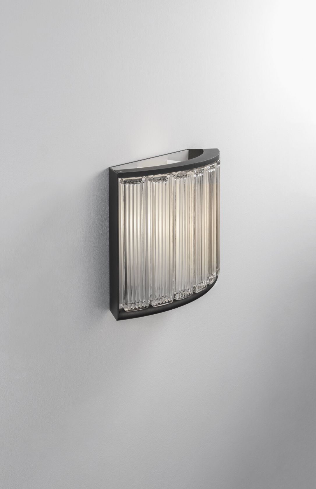 Estadio wall lamp Santa & Cole