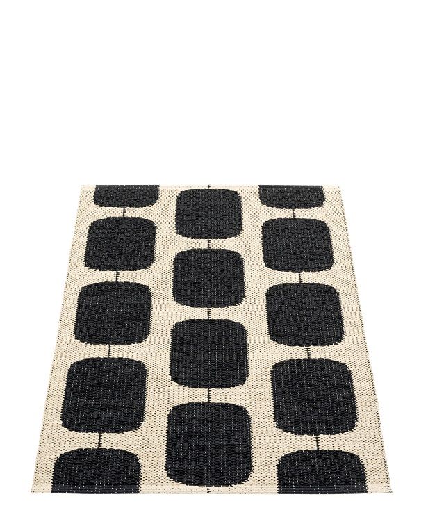 Sten Plastic carpet 70x100 cm Pappelina Black/Cream