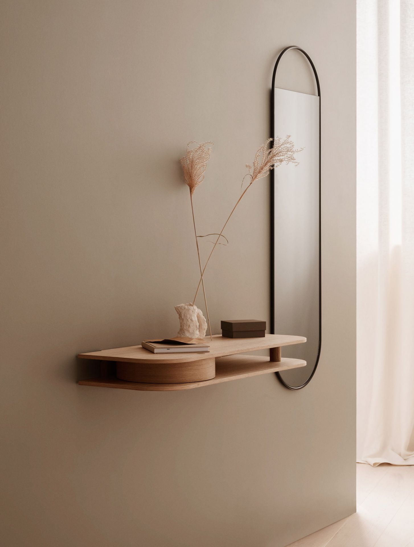 Valet wall console smoked oak Northern
