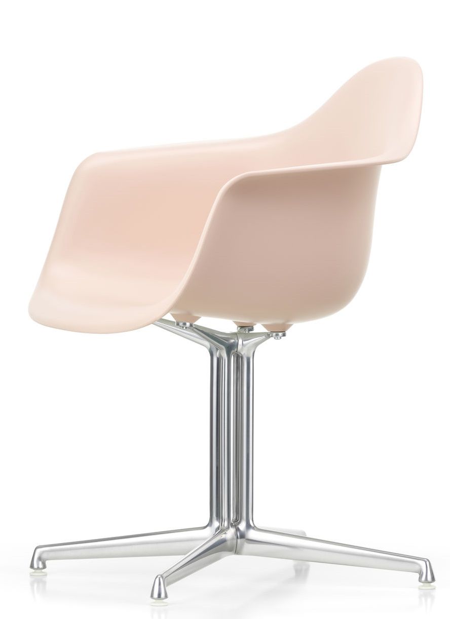Eames Plastic Arm Chair DAL Chair Vitra