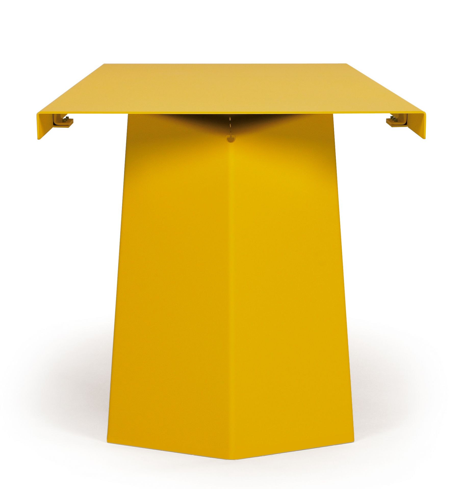 Pallas table ClassiCon