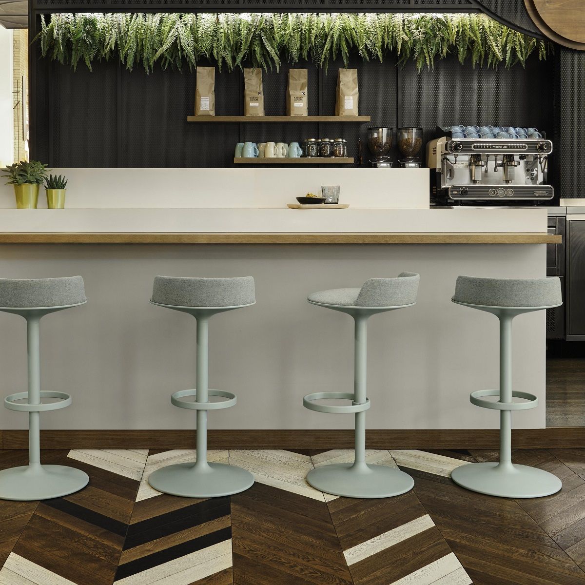 Hula BQ2968 Andreu World bar stool
