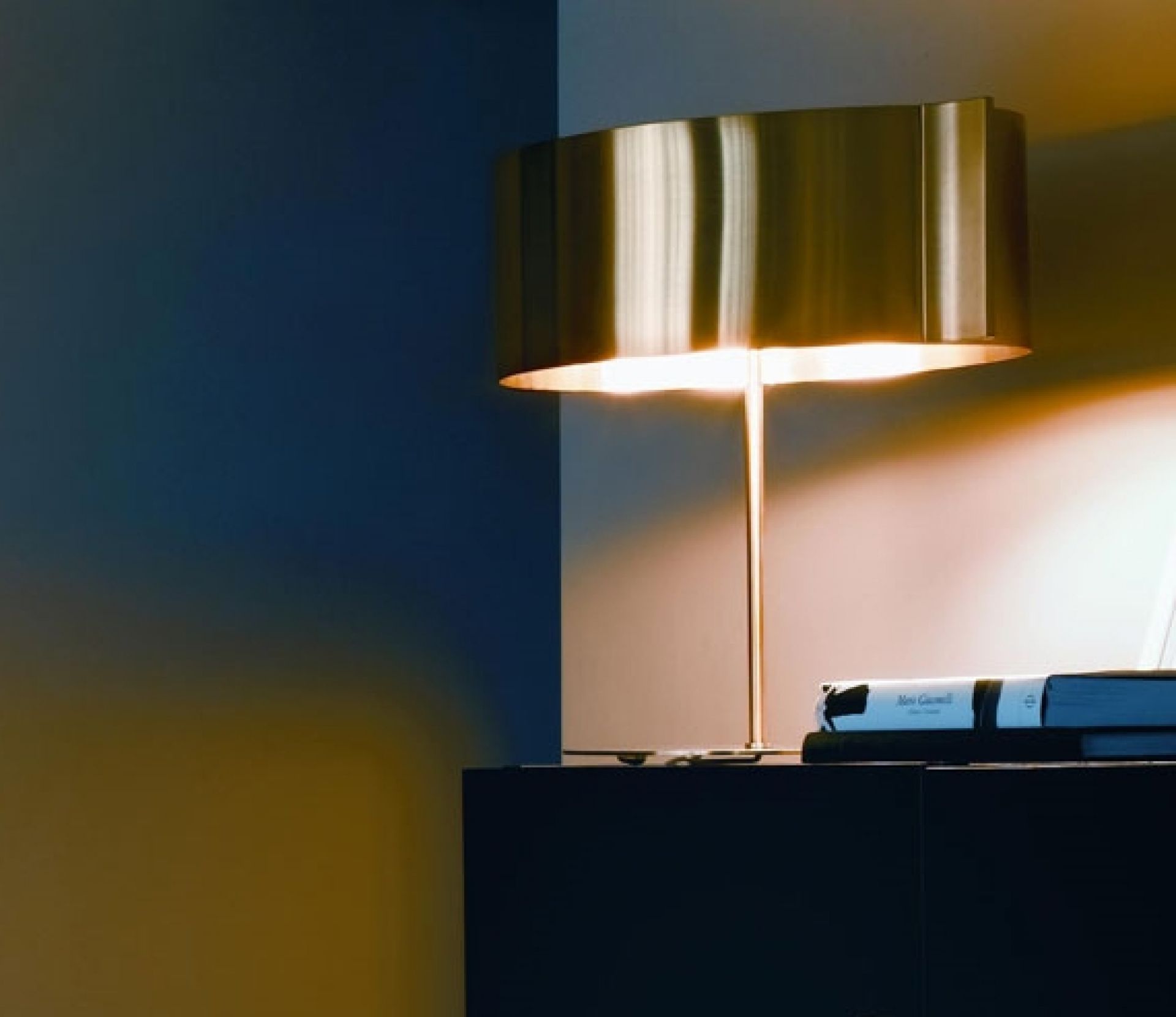Switch Table lamp Oluce