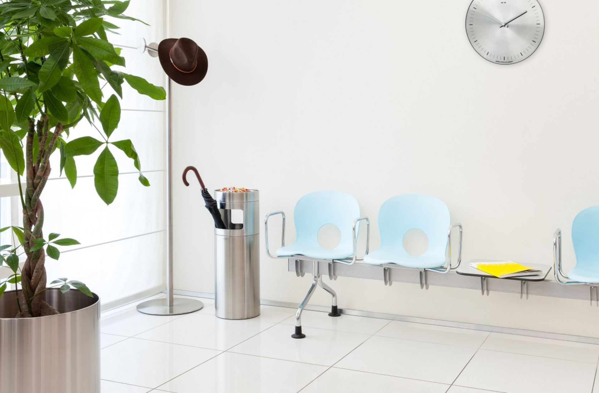 Nox Flora Flowerpot on castors Rexite
