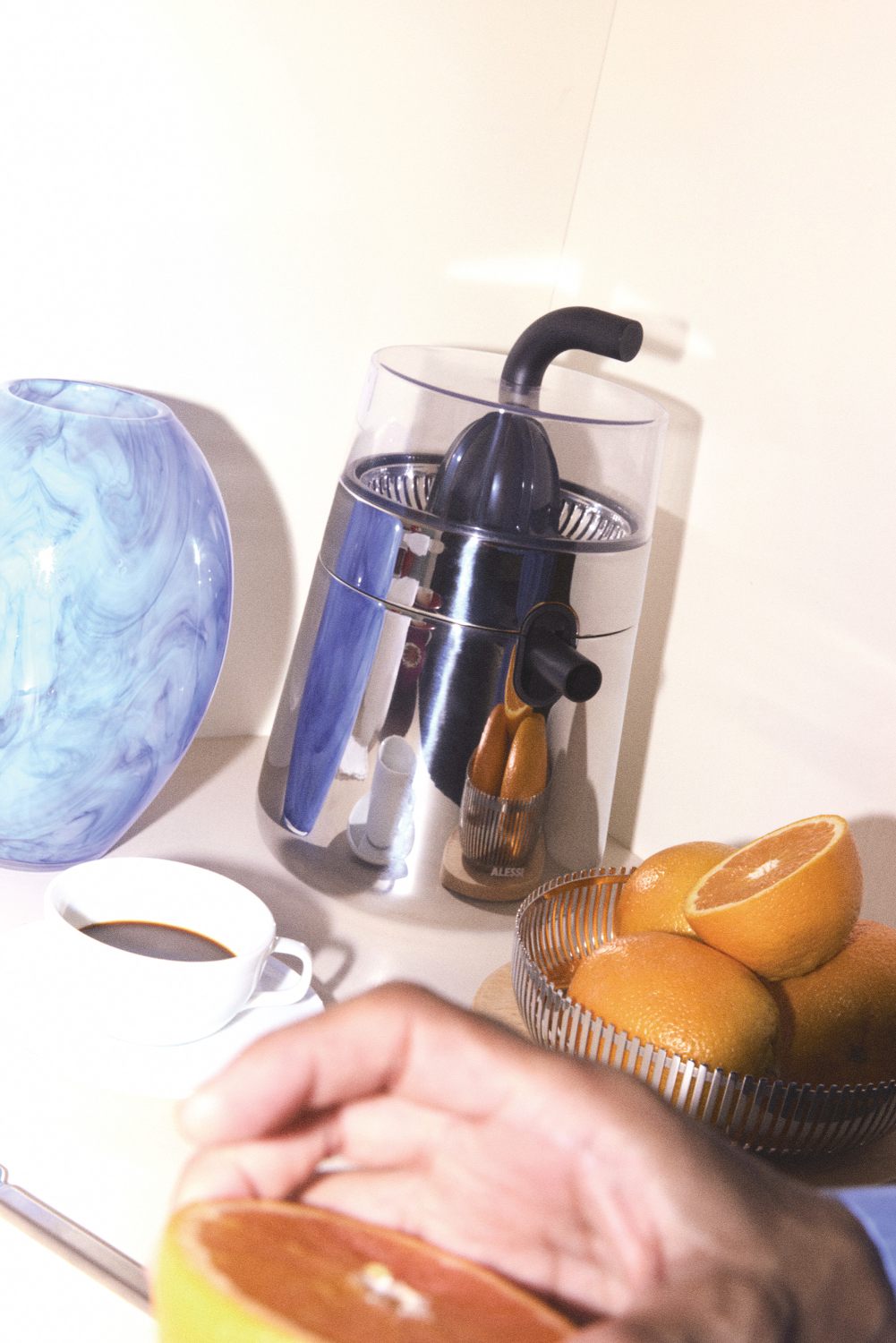 NE02 B Toru Electric lemon squeezer Alessi