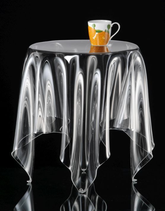 Essey Grand Illusion Side Table transparent Klein & More