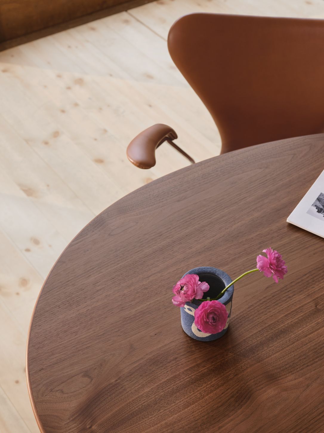 Egg Table Fritz Hansen  