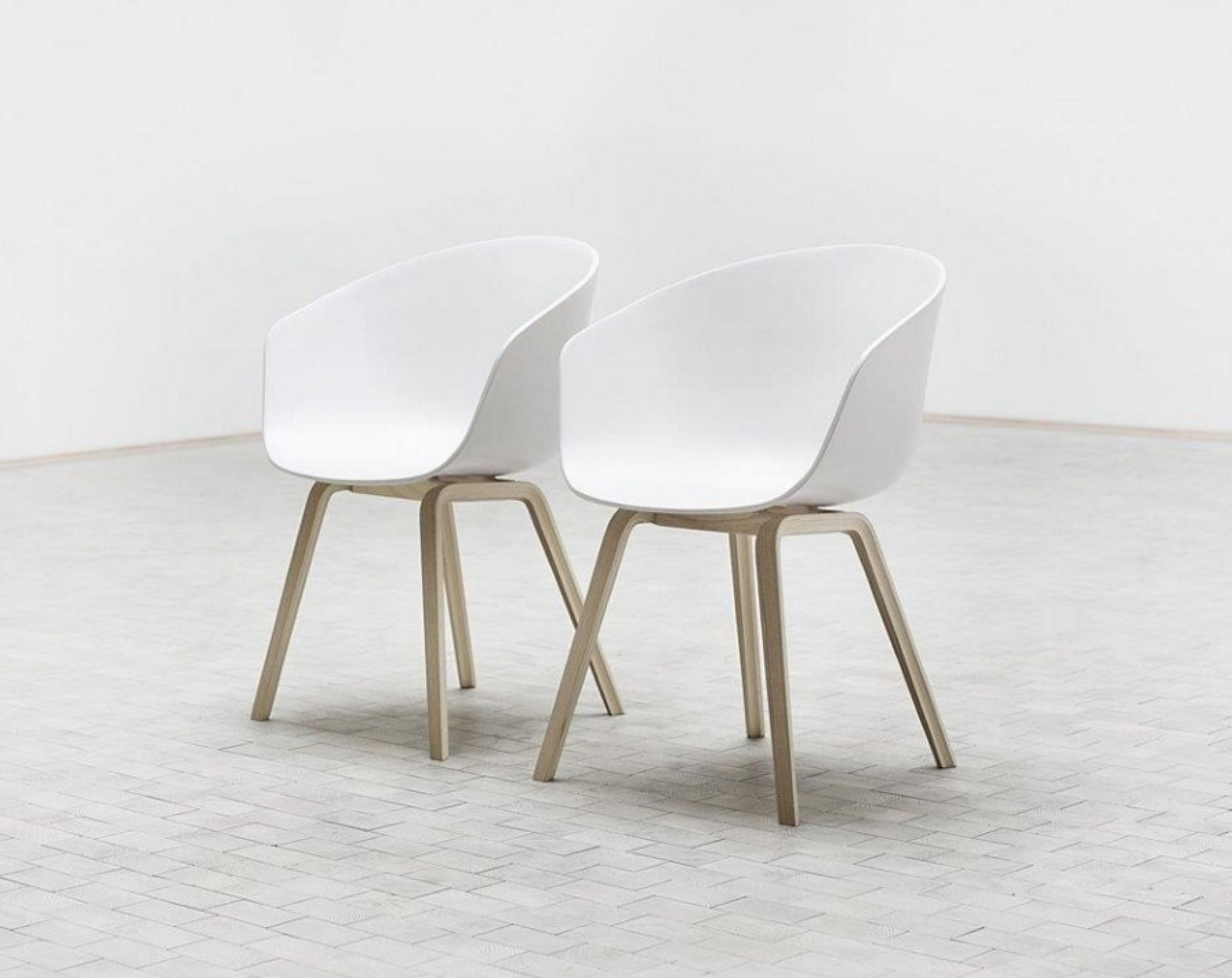 About A Chair AAC22 / AAC 22 Stuhl Hay-Weiß About A Chair AAC22 / AAC 22 Stuhl Hay-Weiß