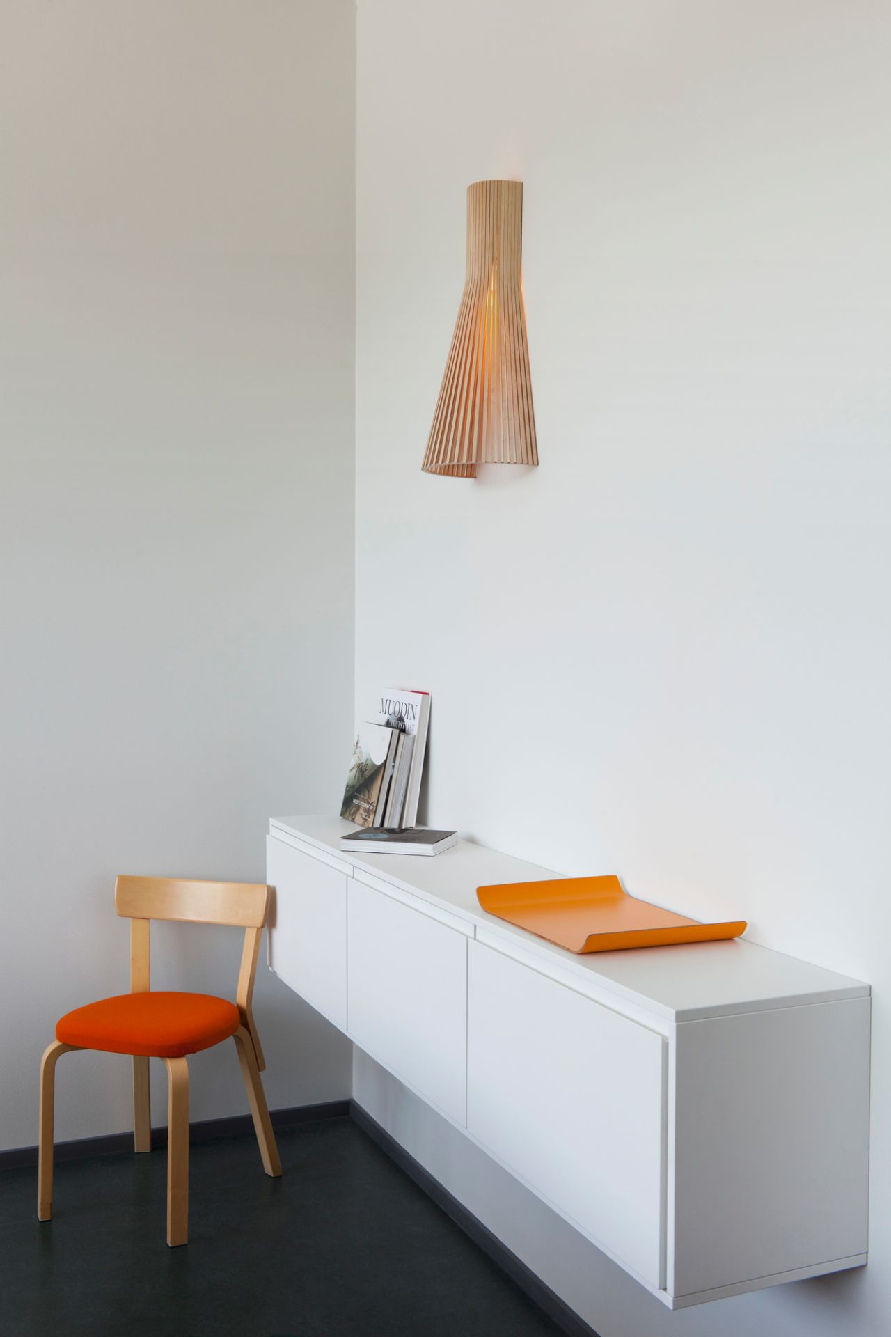 Secto 4230 LED Wall lamp Secto Design Birch