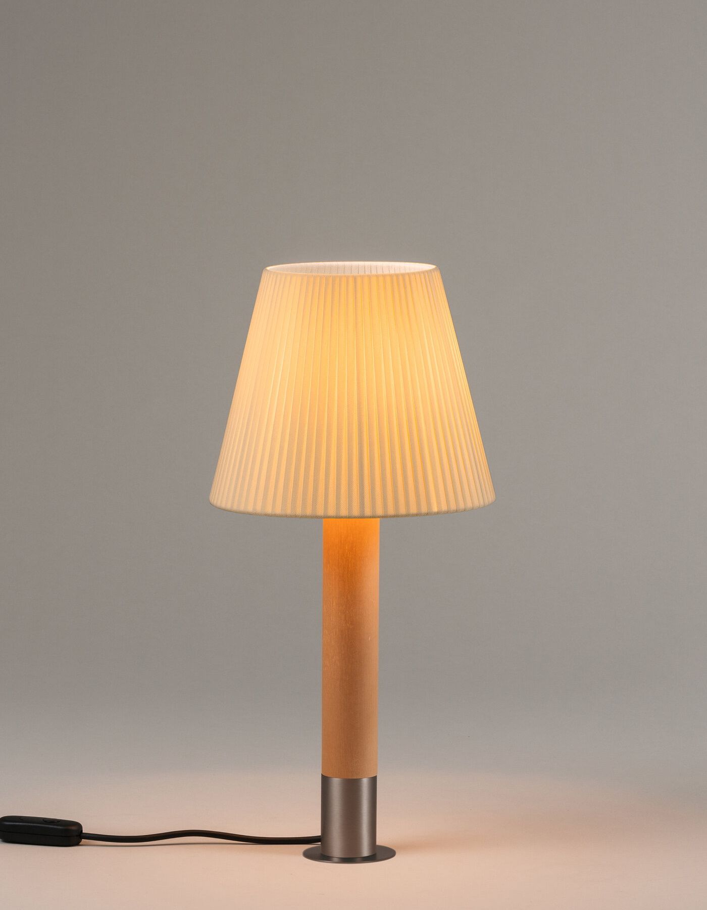 Basica Table lamp Santa & Cole