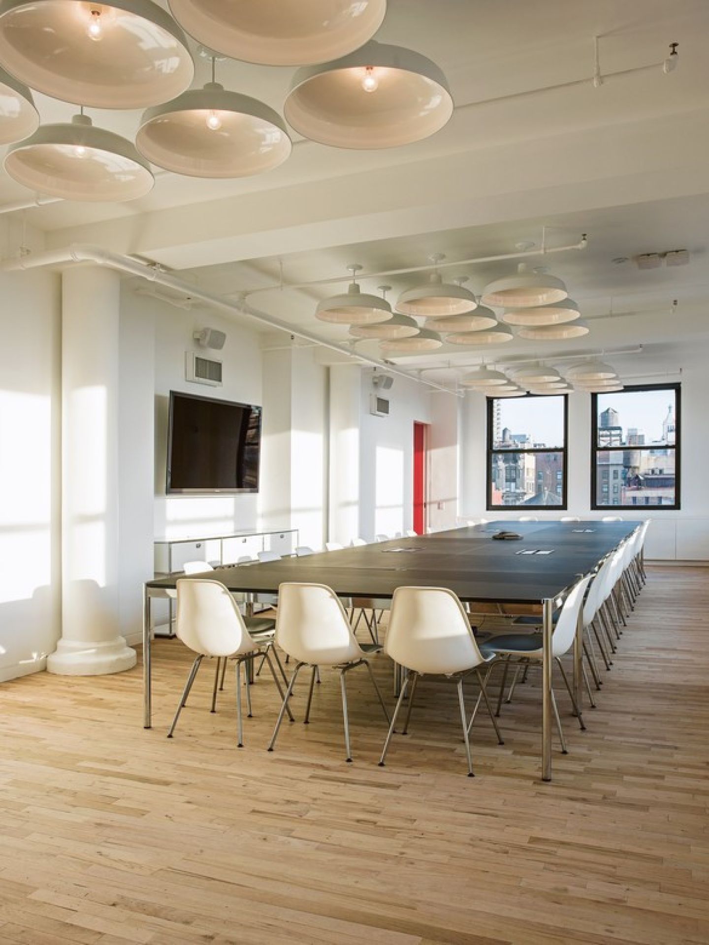 USM Haller Table 150 x 75 cm pearl grey QUICK SHIP