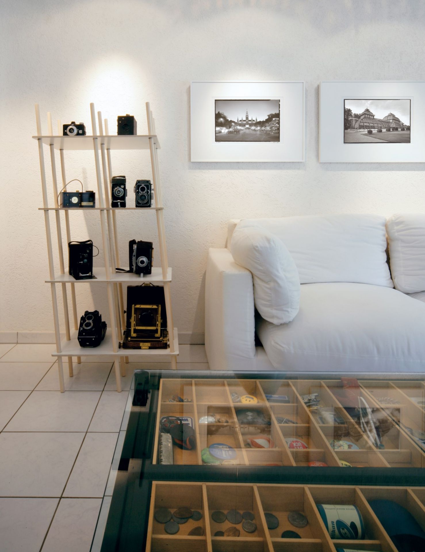 Es shelf Nils Holger Moormann