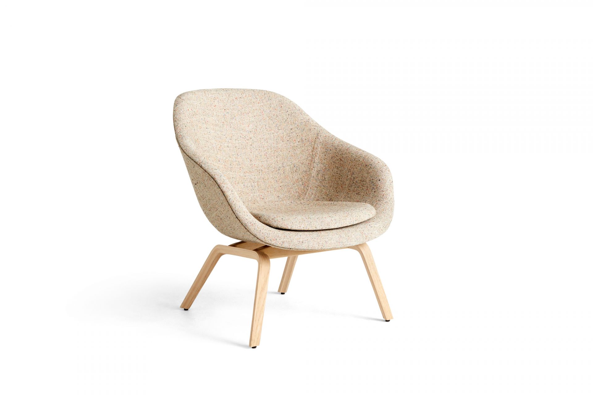 About a Lounge AAL 83 / AAL83 Armchair Hay