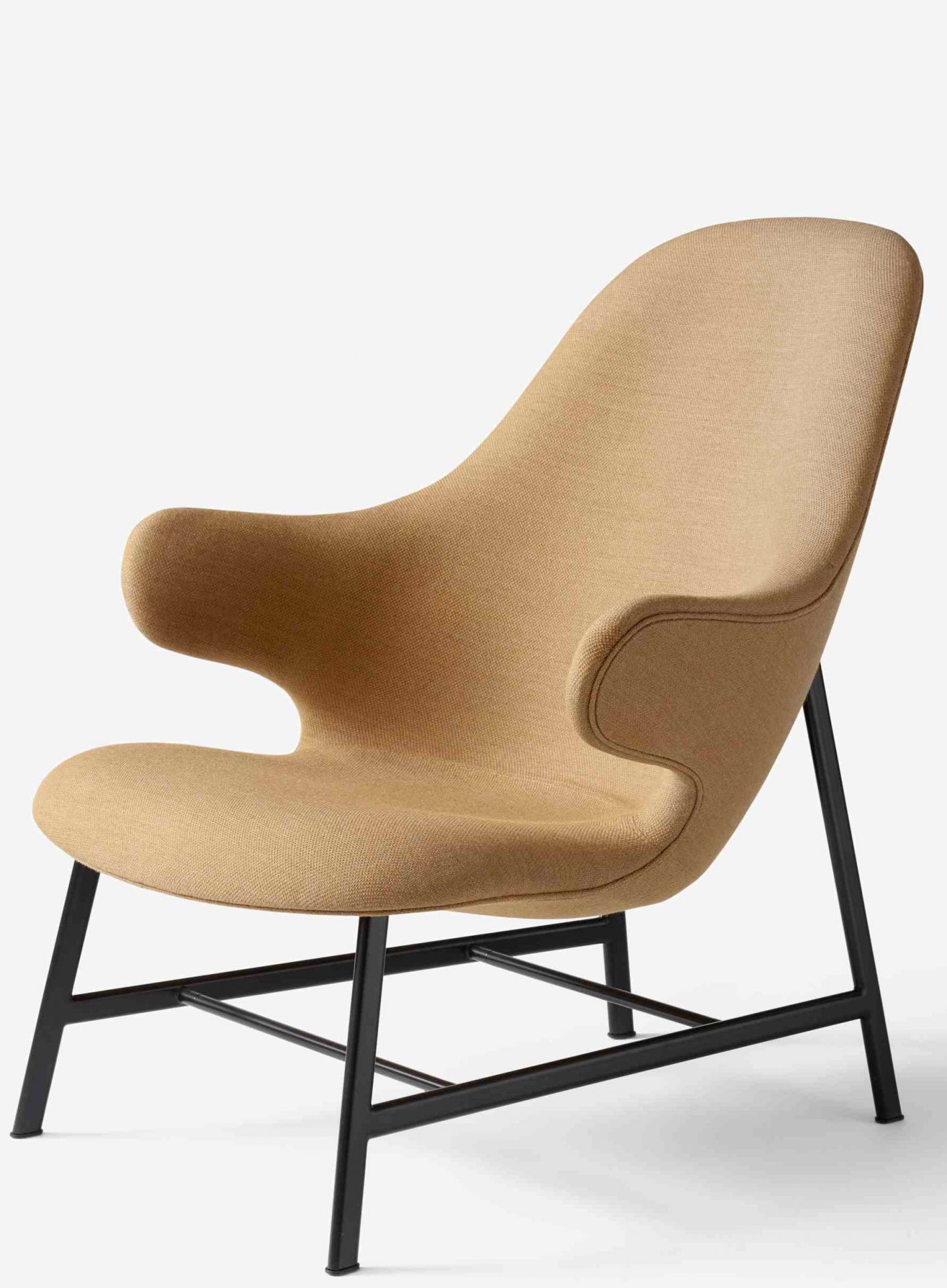 Catch JH13 Lounge armchair AndTradition