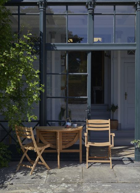 Selandia Table Ø 94 Side Table Folding Outdoor Skagerak by Fritz Hansen
