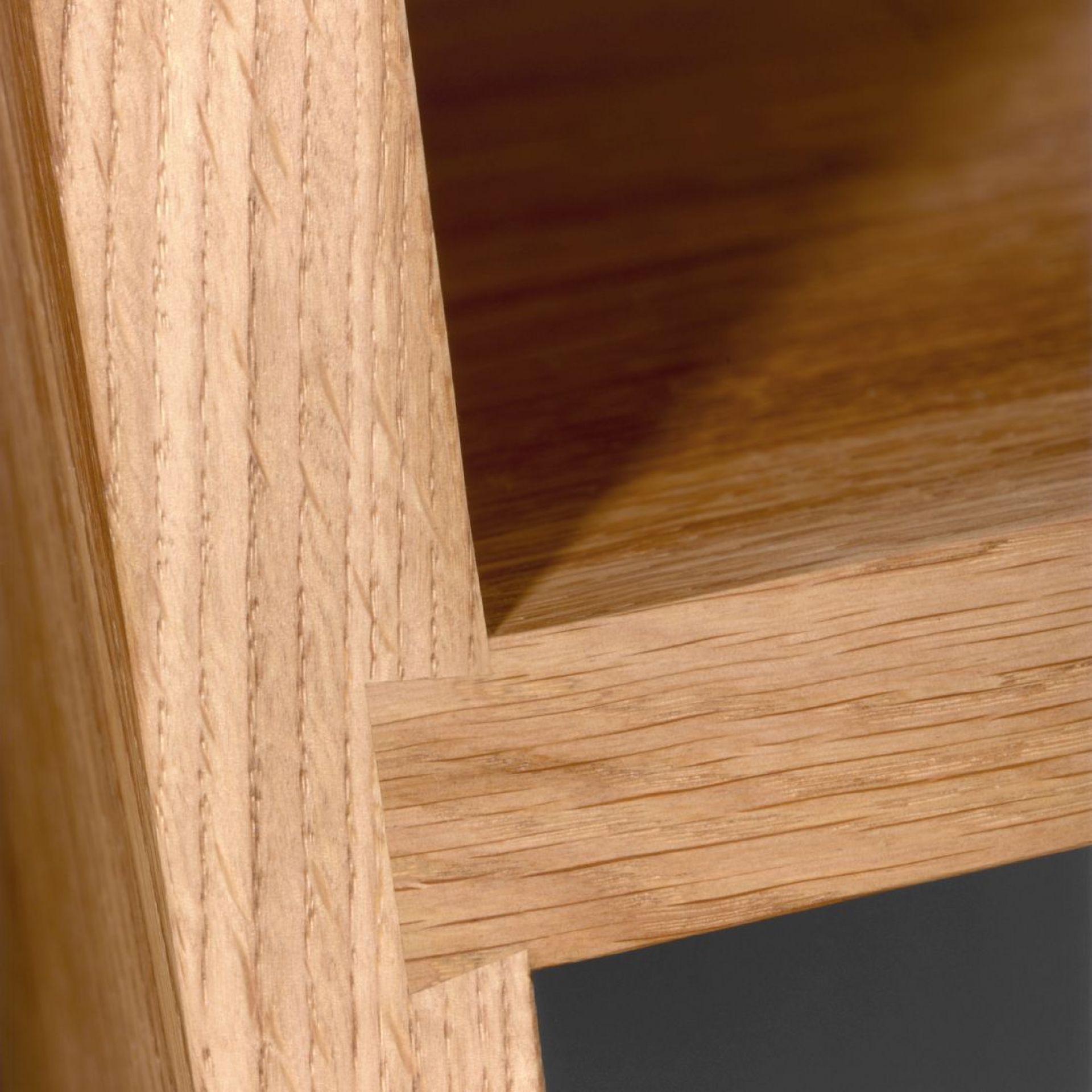 SH01 Mate Shelf Oak e15