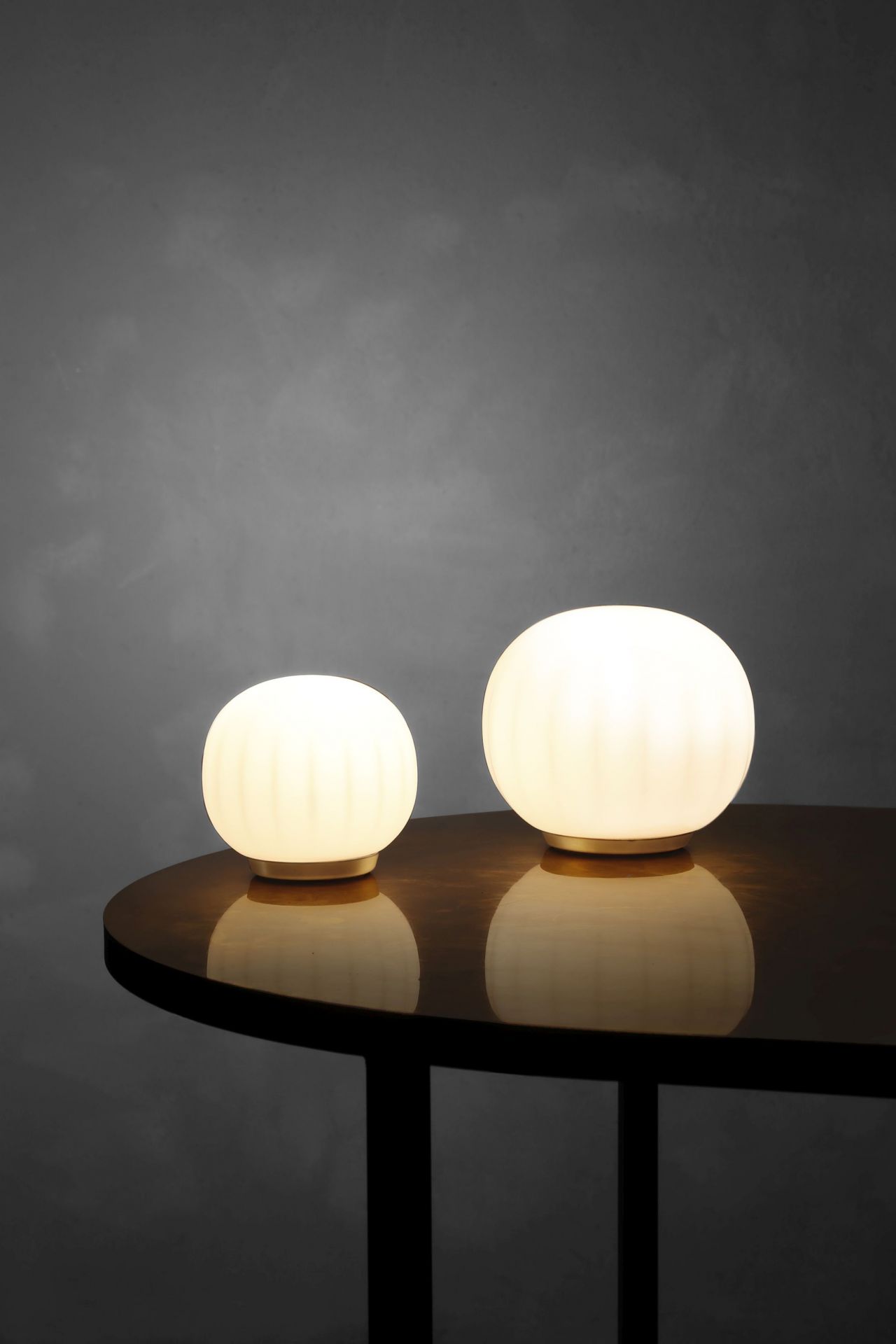 Lita Table lamp brass Luceplan