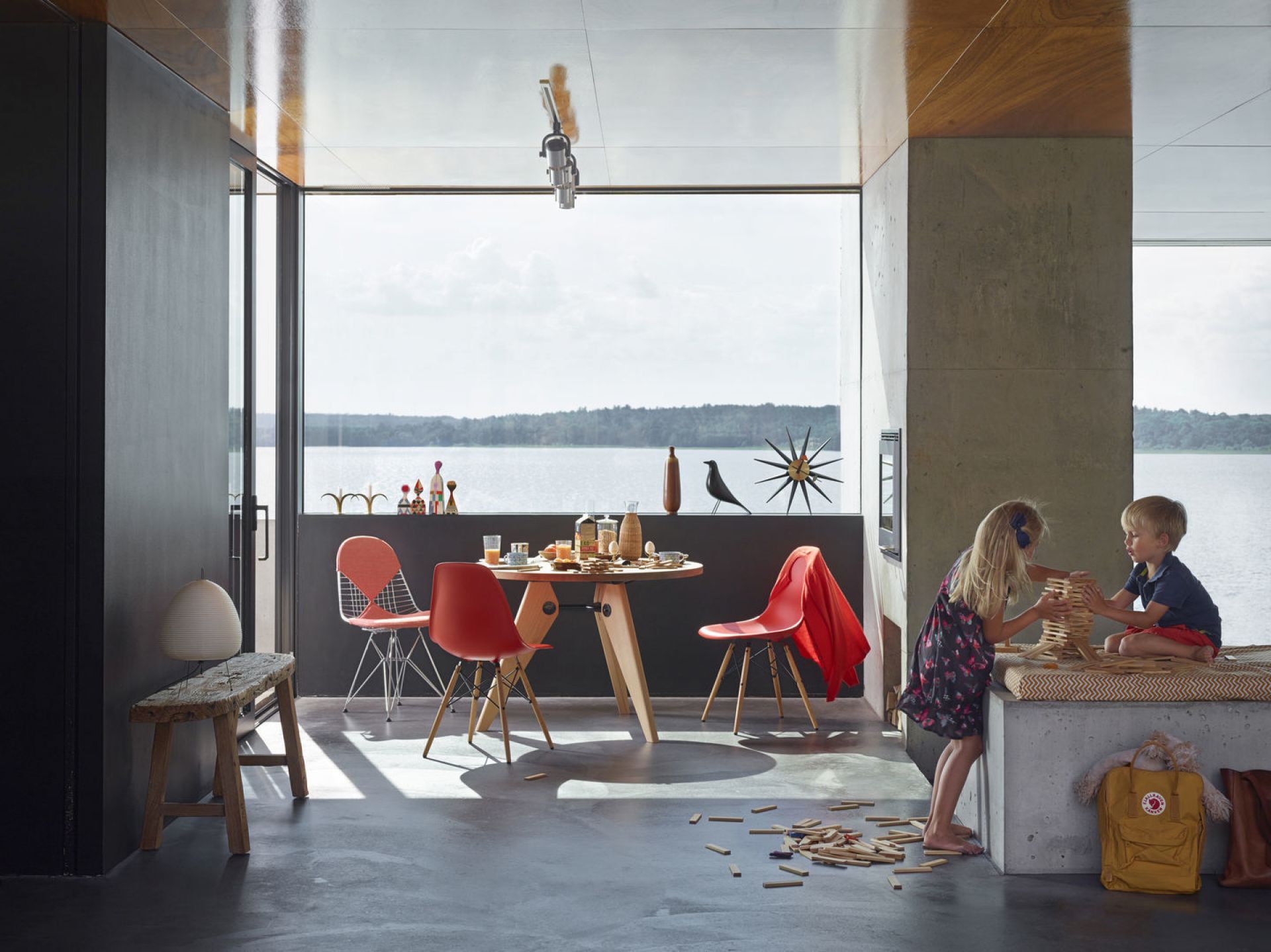 DKR-2 Wire Chair with seat and back cushion Vitra