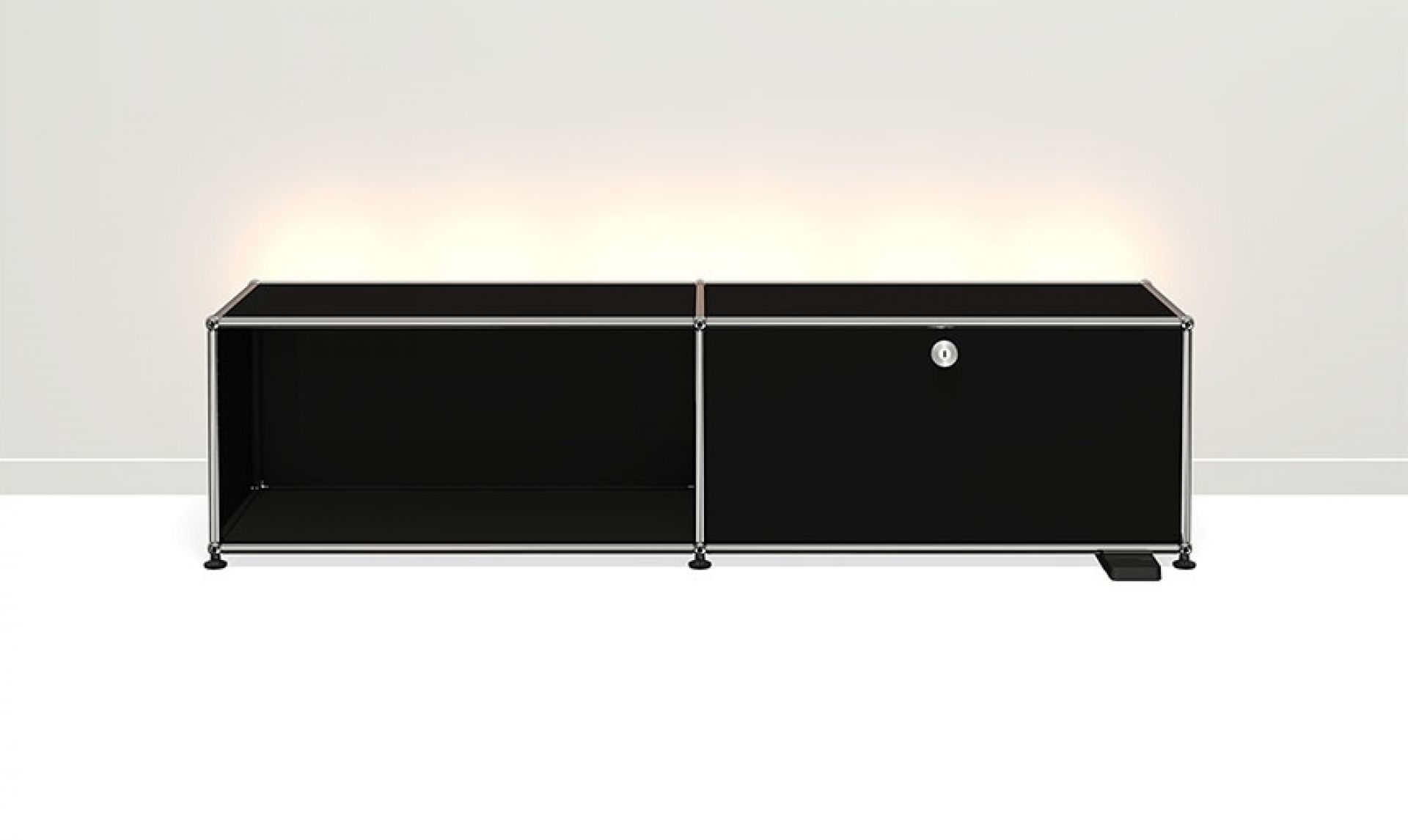 E Sideboard TV Hi Fi furniture dimmable light graphite black USM Haller